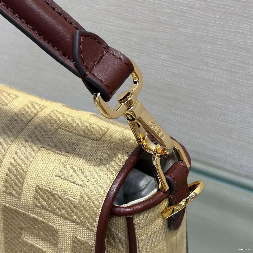 Bags EyeCatching Satchel 69728 Fendi 0712